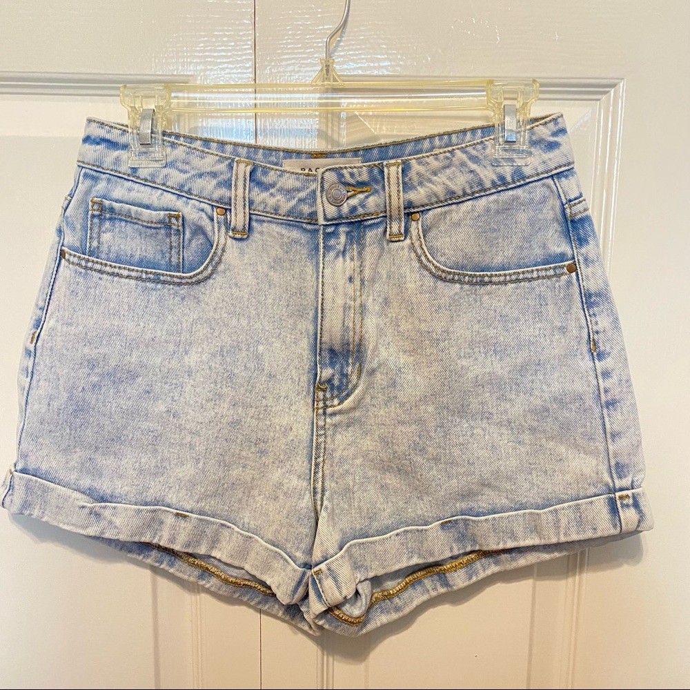 Women’s PacSun Mom Shorts- size 27